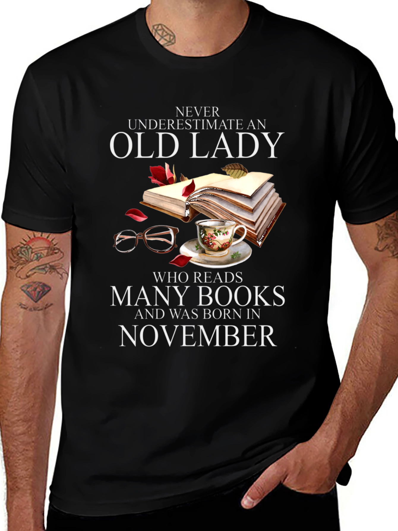 Never Underestimate Old Lady Who Reads T-Shirt
