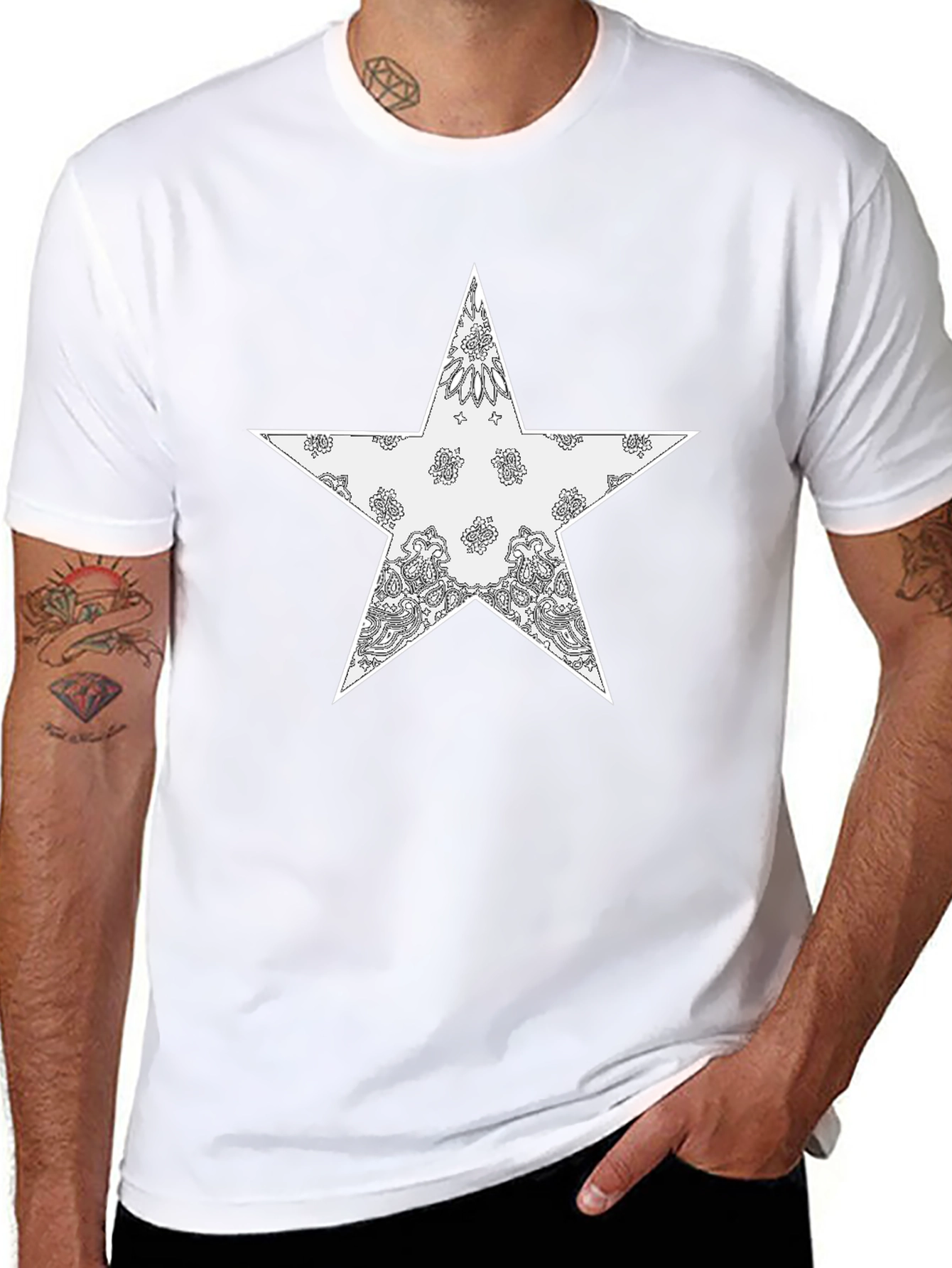 Bandana Star Graphic Tee - Black