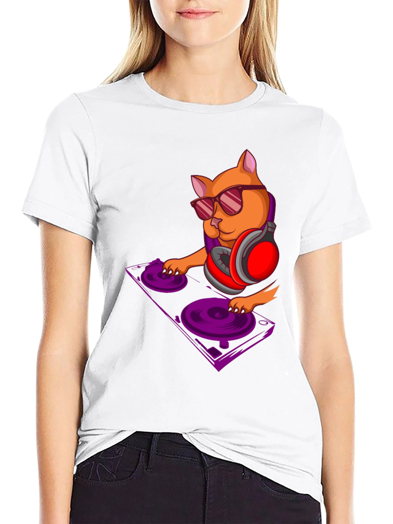 DJ Cat Graphic Tee - Trendy Black T-Shirt