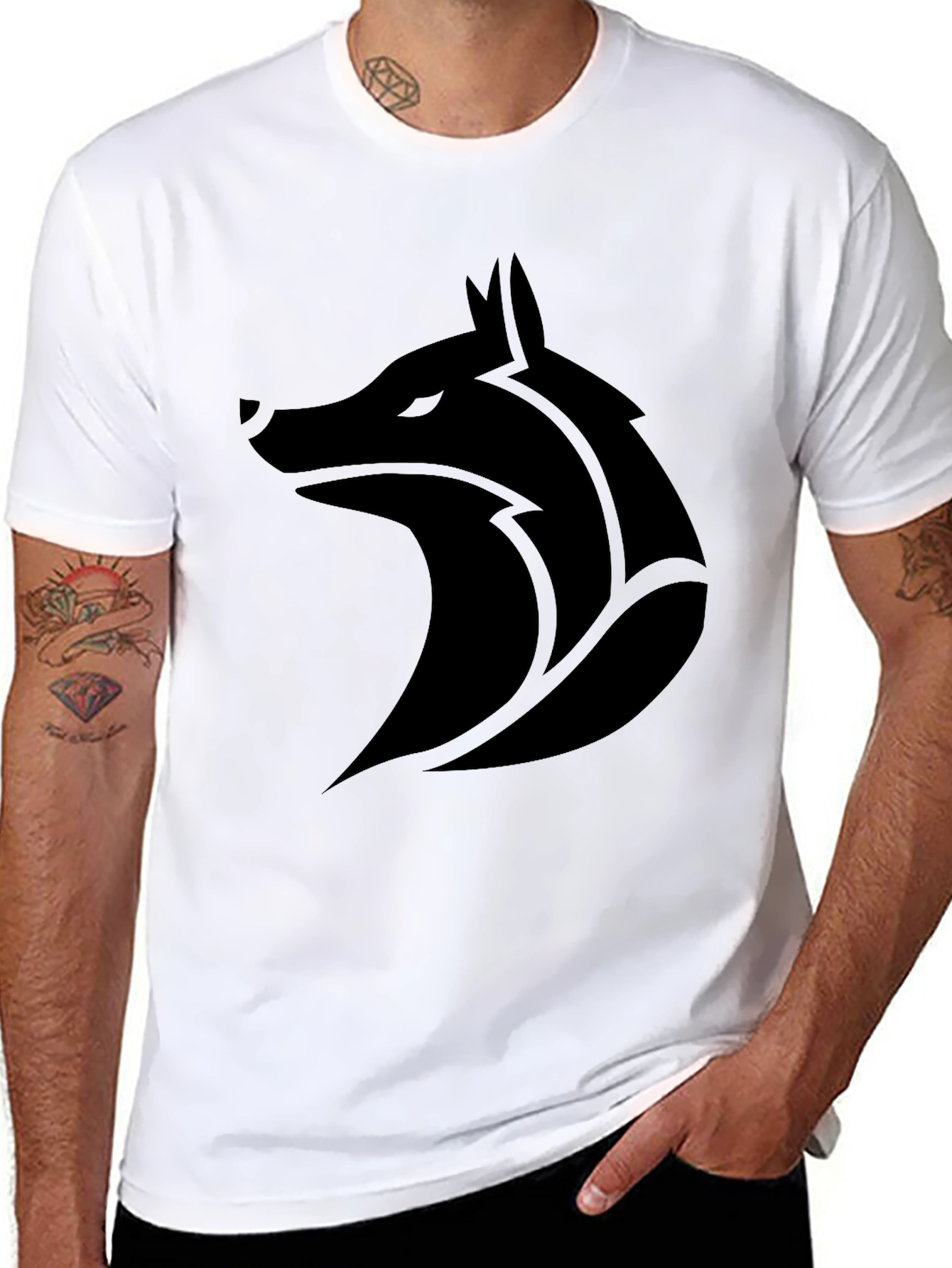 Black Wolf Graphic Tee - Modern Design