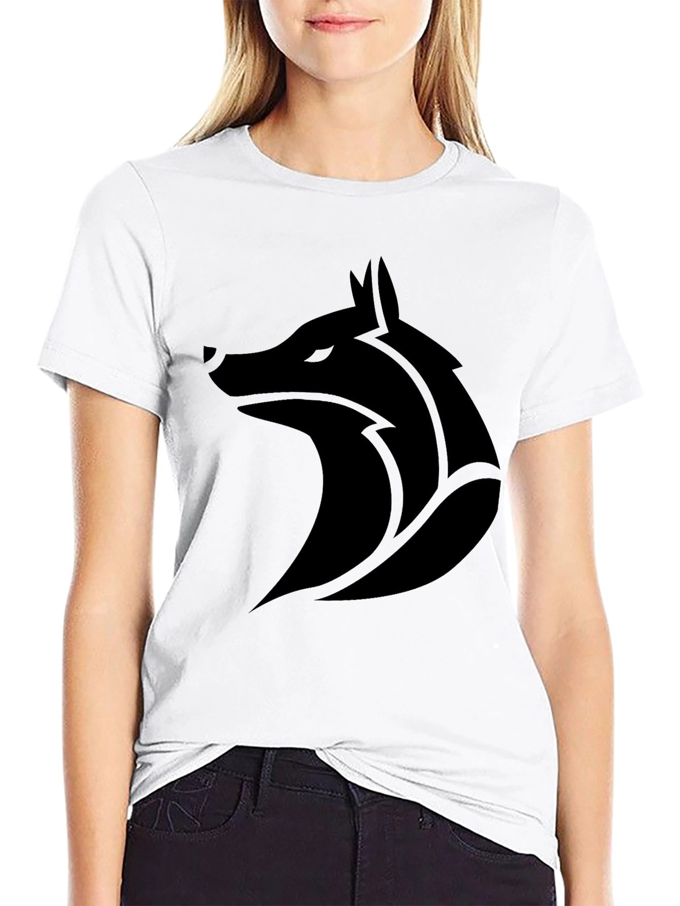 Black Wolf Graphic Tee - Modern Design