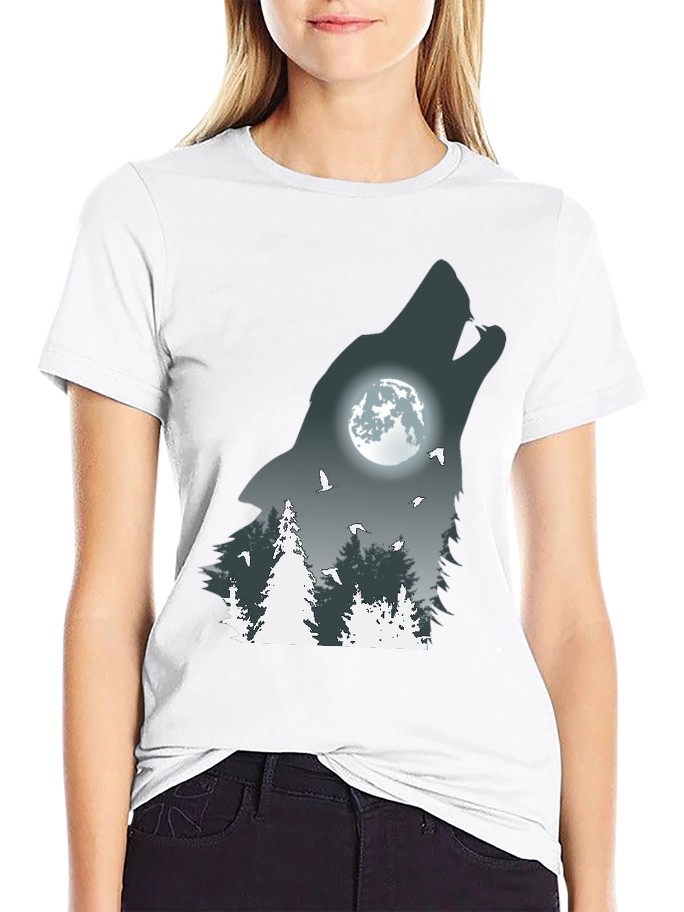 Wolf Howling Moon Graphic T-Shirt