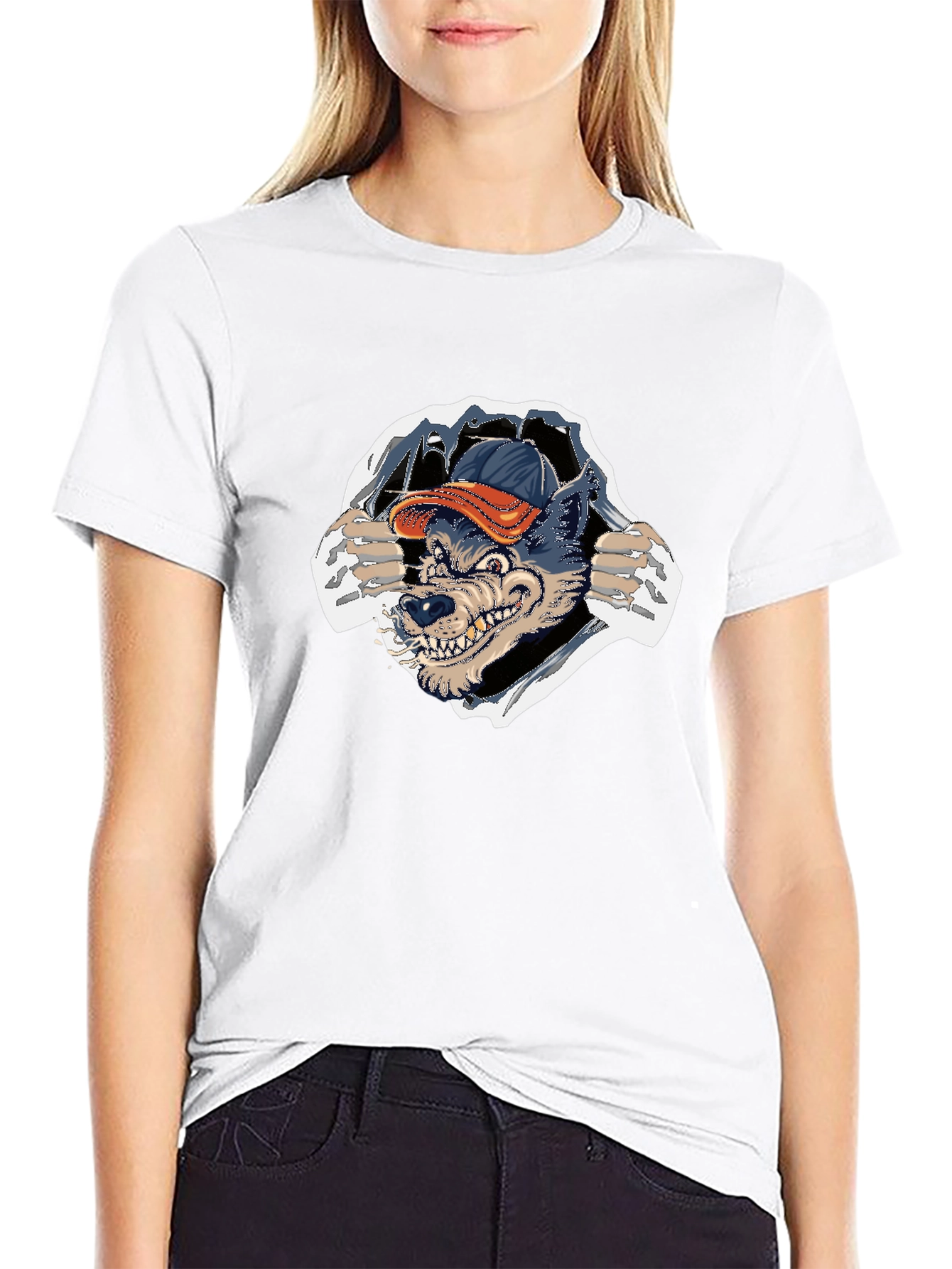 Wolf Graphic Tee - Ripped T-shirt Design