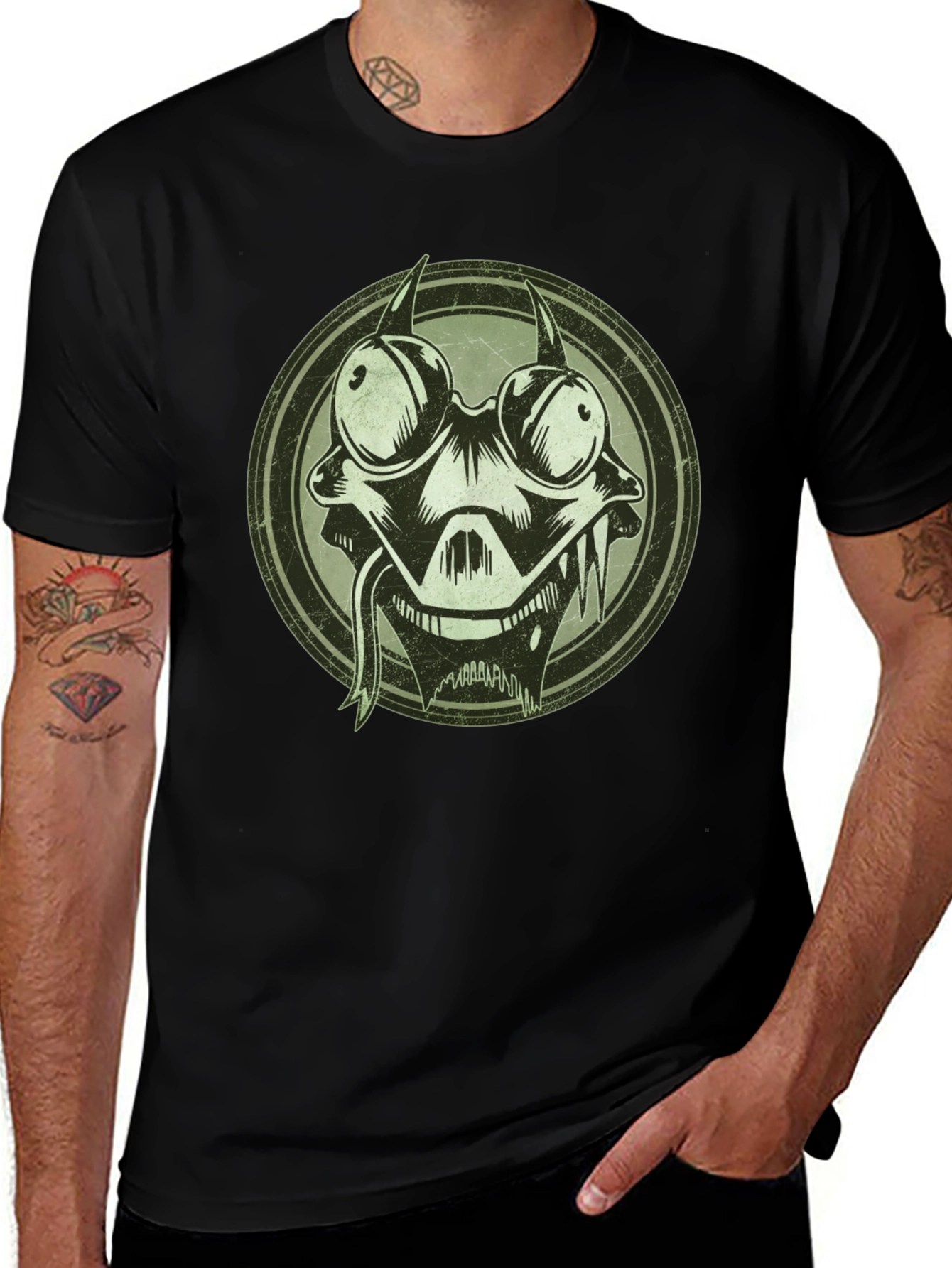 Edgy Cartoon Character Graphic Print Black T-Shirt