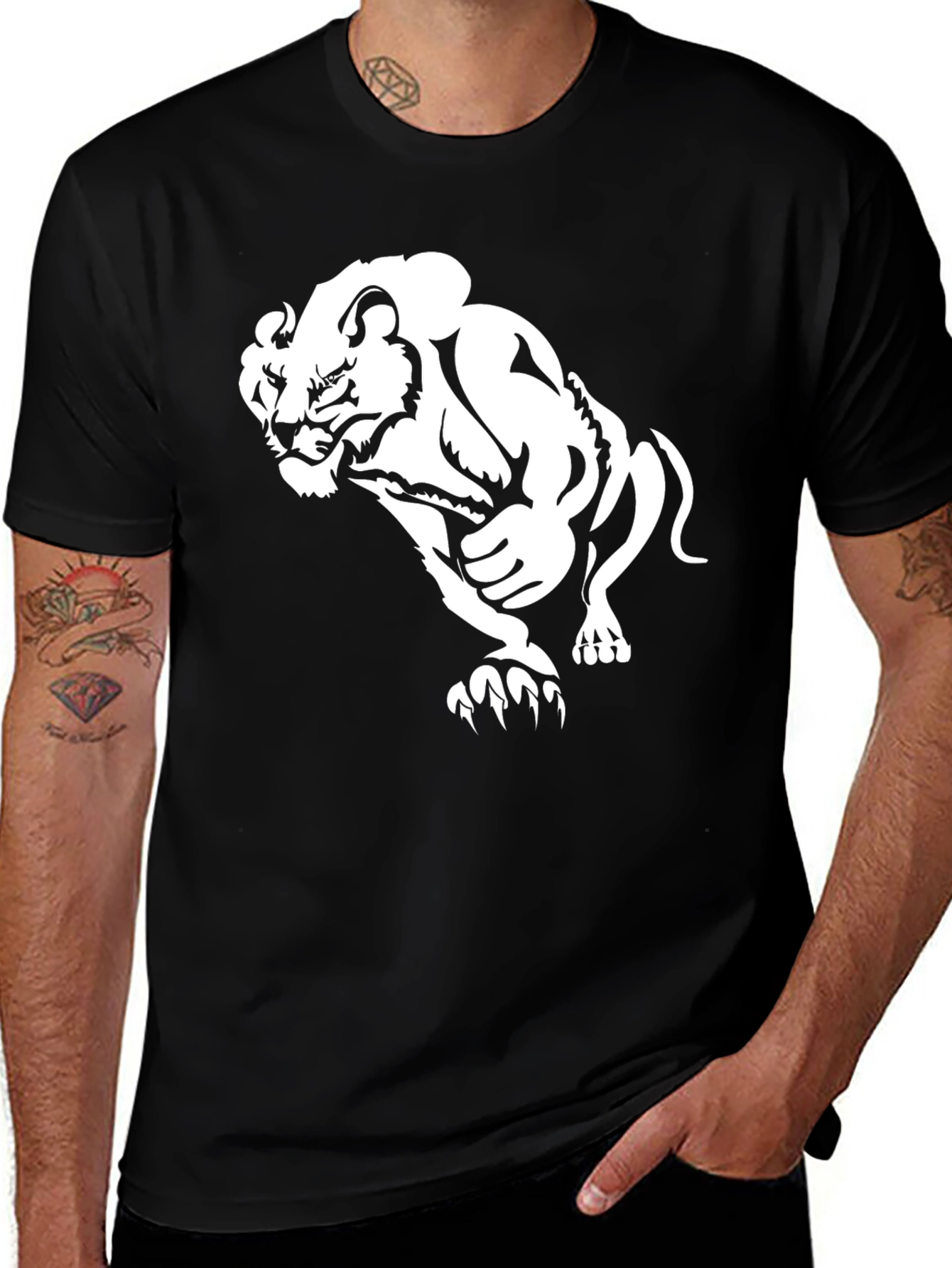 Black Lion Graphic Tee - Stylish Mens T-Shirt