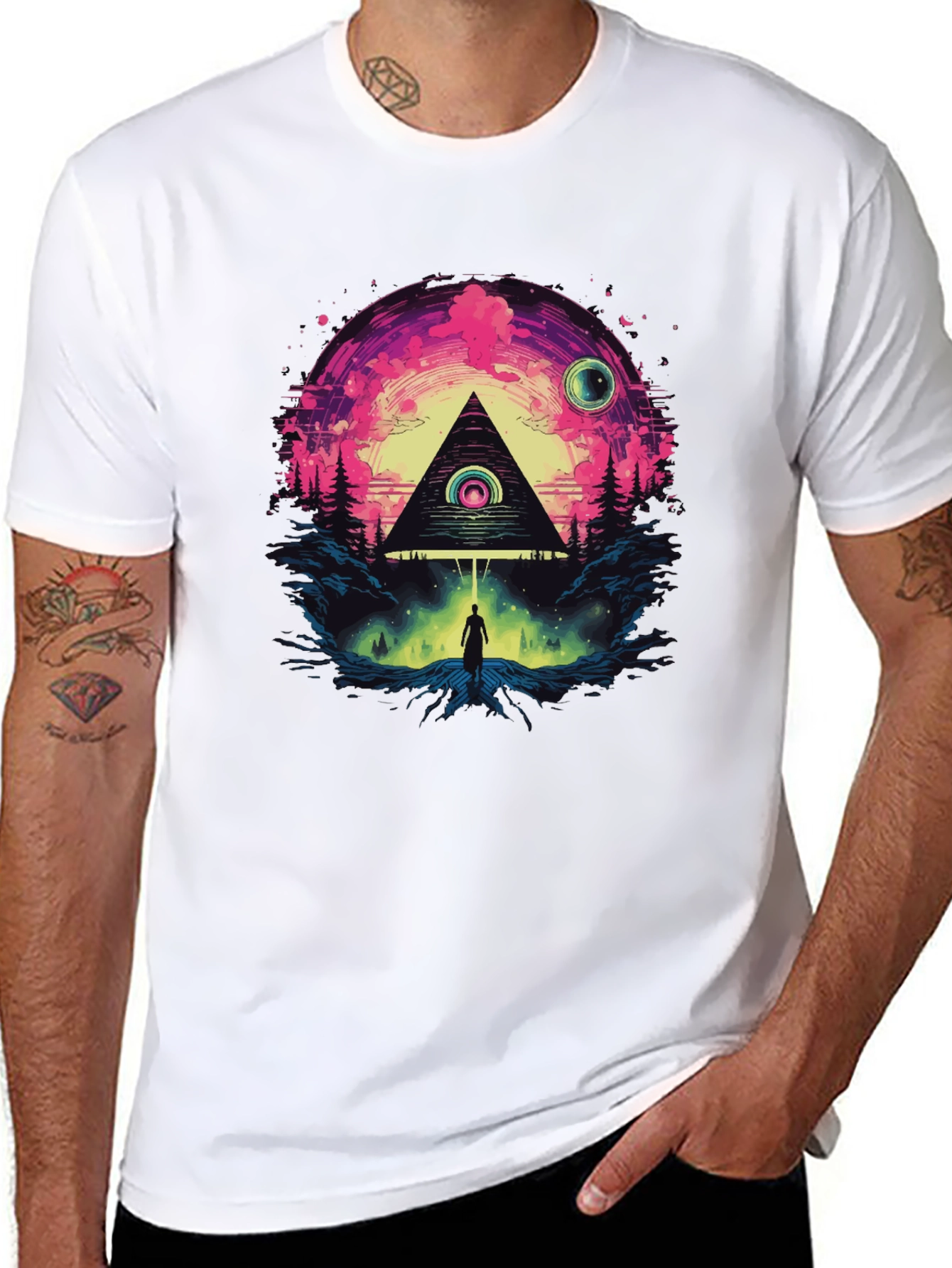 Illuminati Pyramid Graphic Tee - Stylish Mens Black T-Shirt