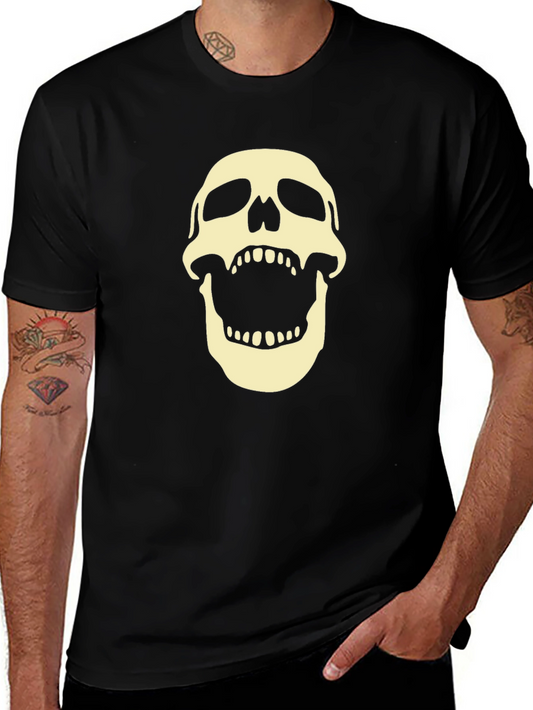 Skull Graphic Tee - Bold Black T-Shirt