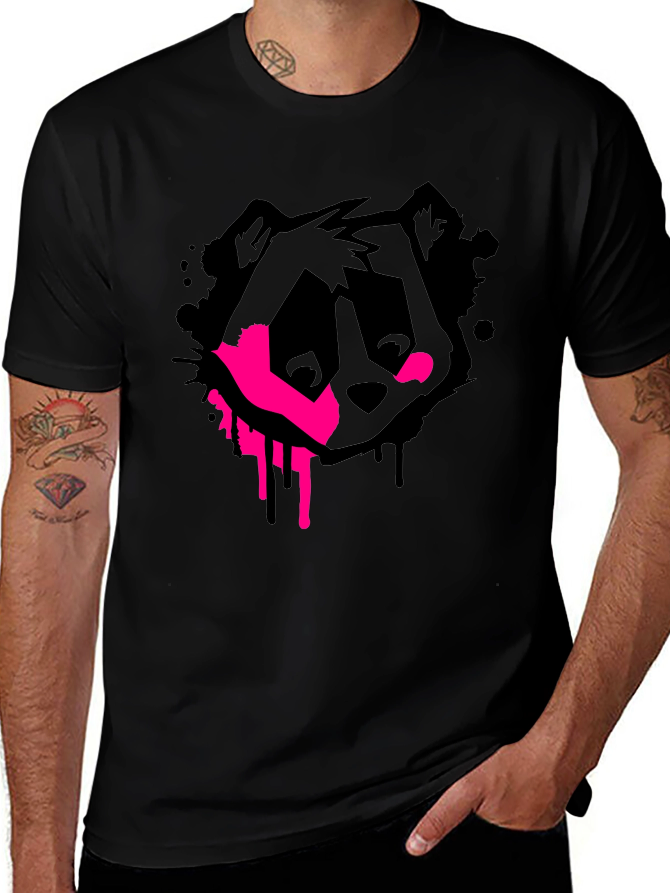 Black Bear Graffiti Graphic Tee - Modern Style