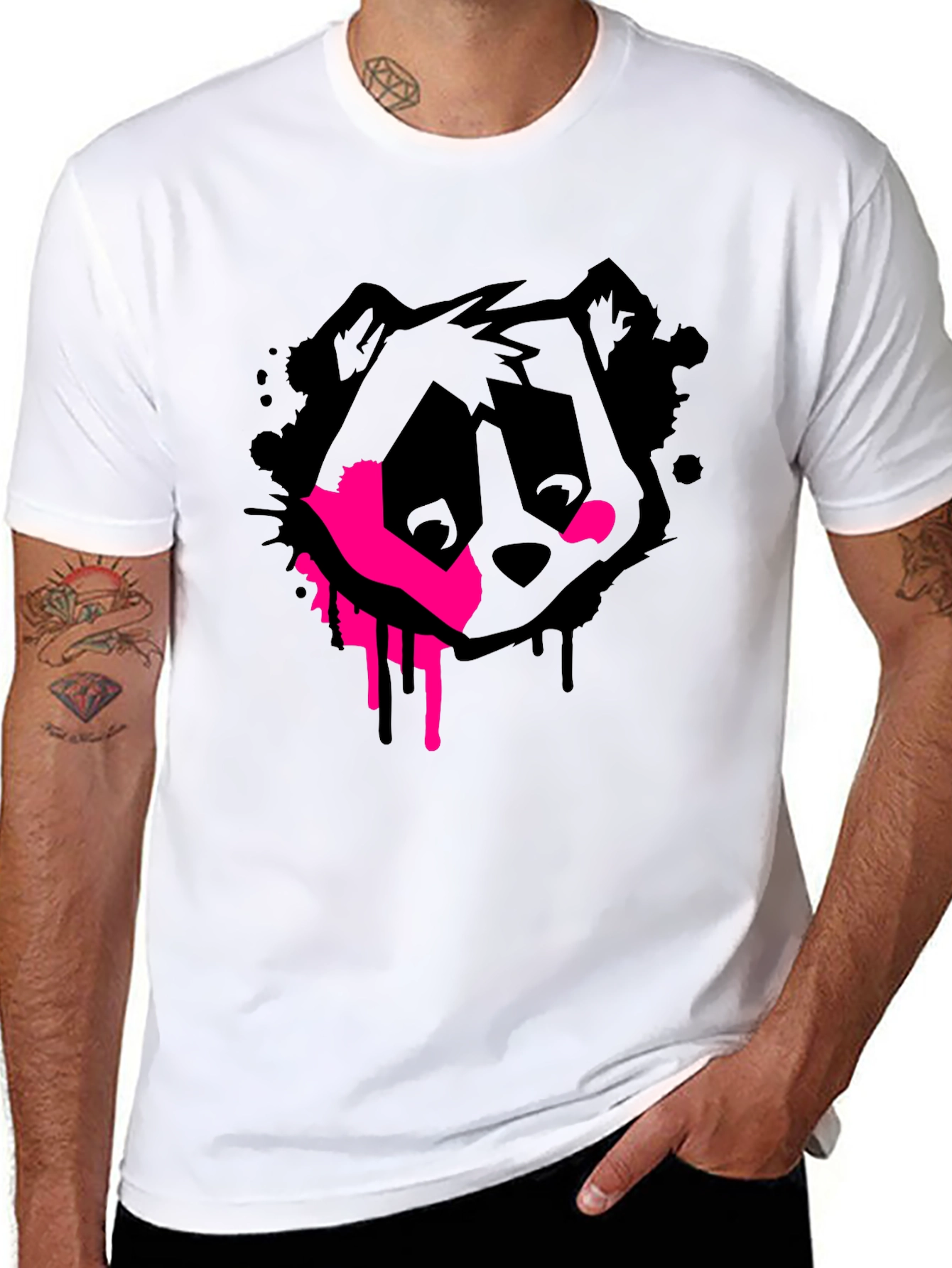 Black Bear Graffiti Graphic Tee - Modern Style