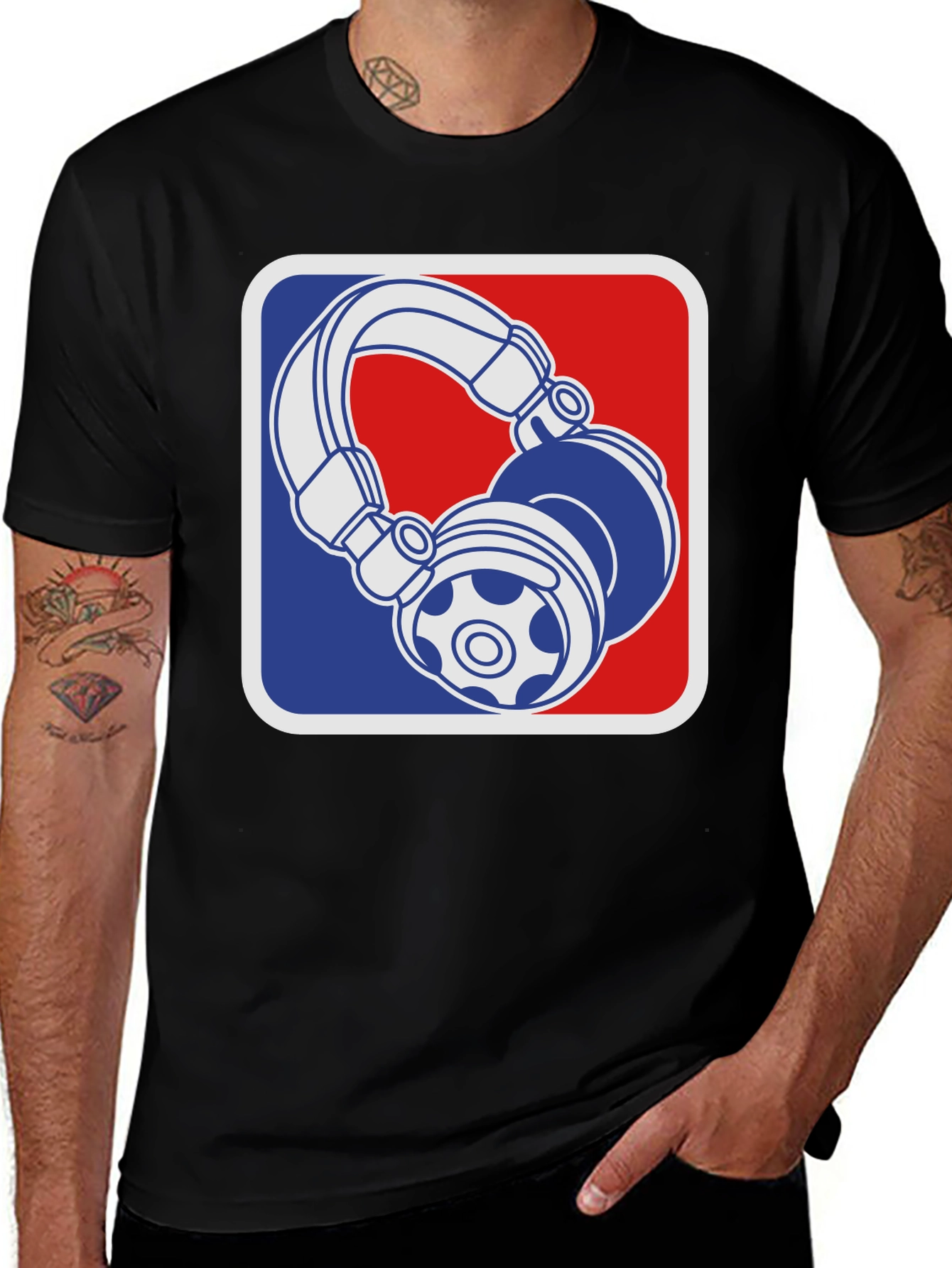 Headphone Graphic Tee - Retro Music Lover T-Shirt