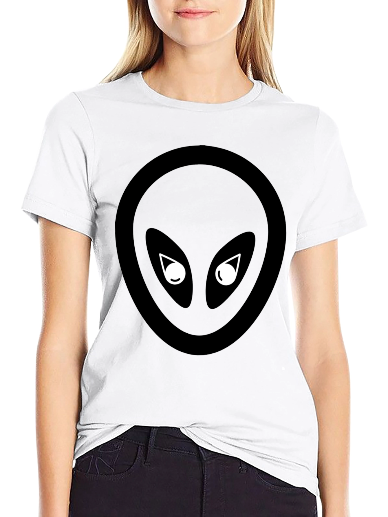 Black Alien Graphic Tee - Extraterrestrial Style