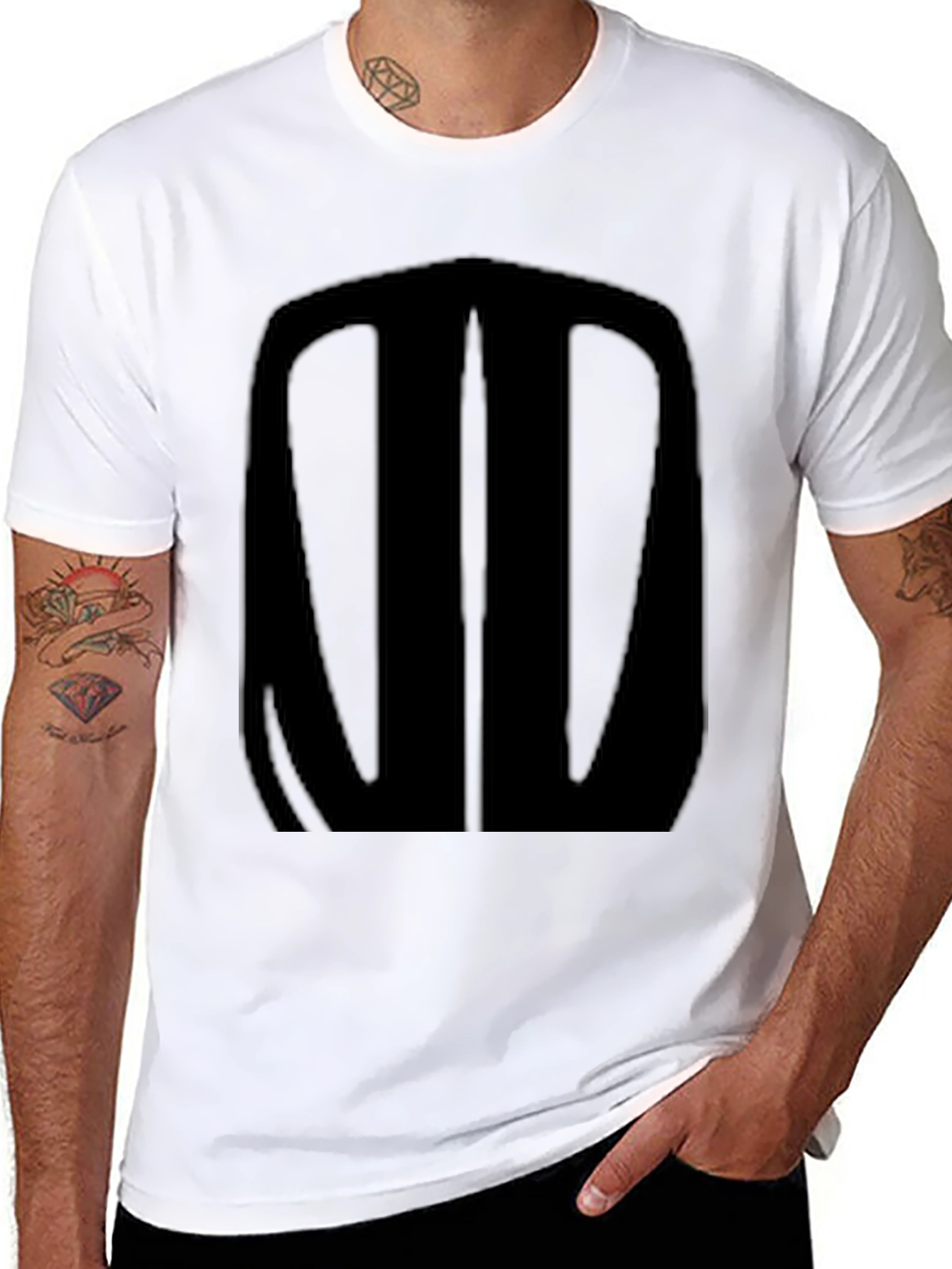 Bold Graphic Tee - Black Stylish Casual Comfort
