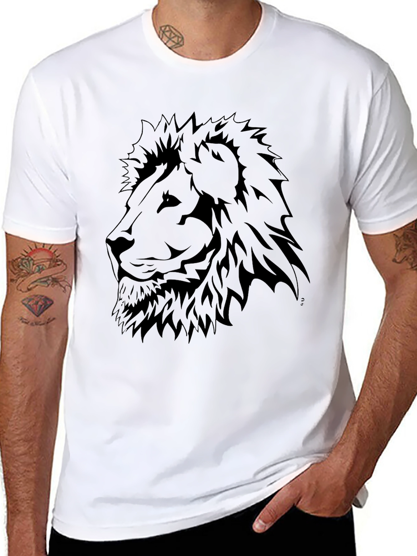 Lion Graphic Tee - Black