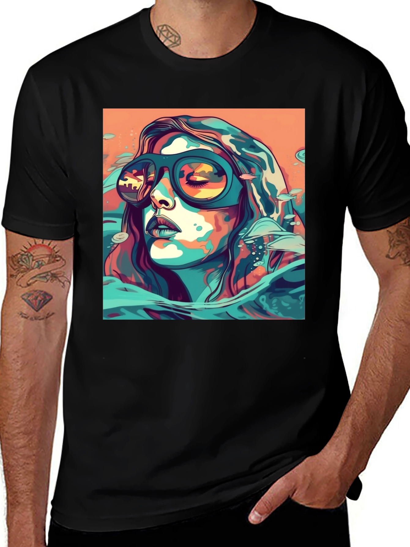 Abstract Woman Sunglasses Black Tee