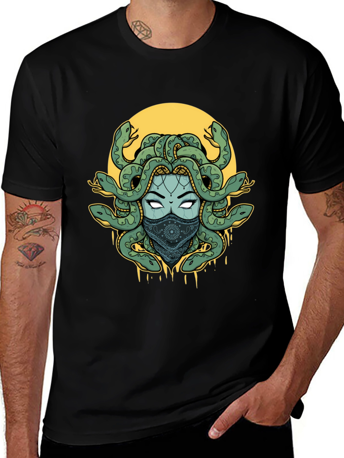 Medusa Graphic Print T-Shirt - Black