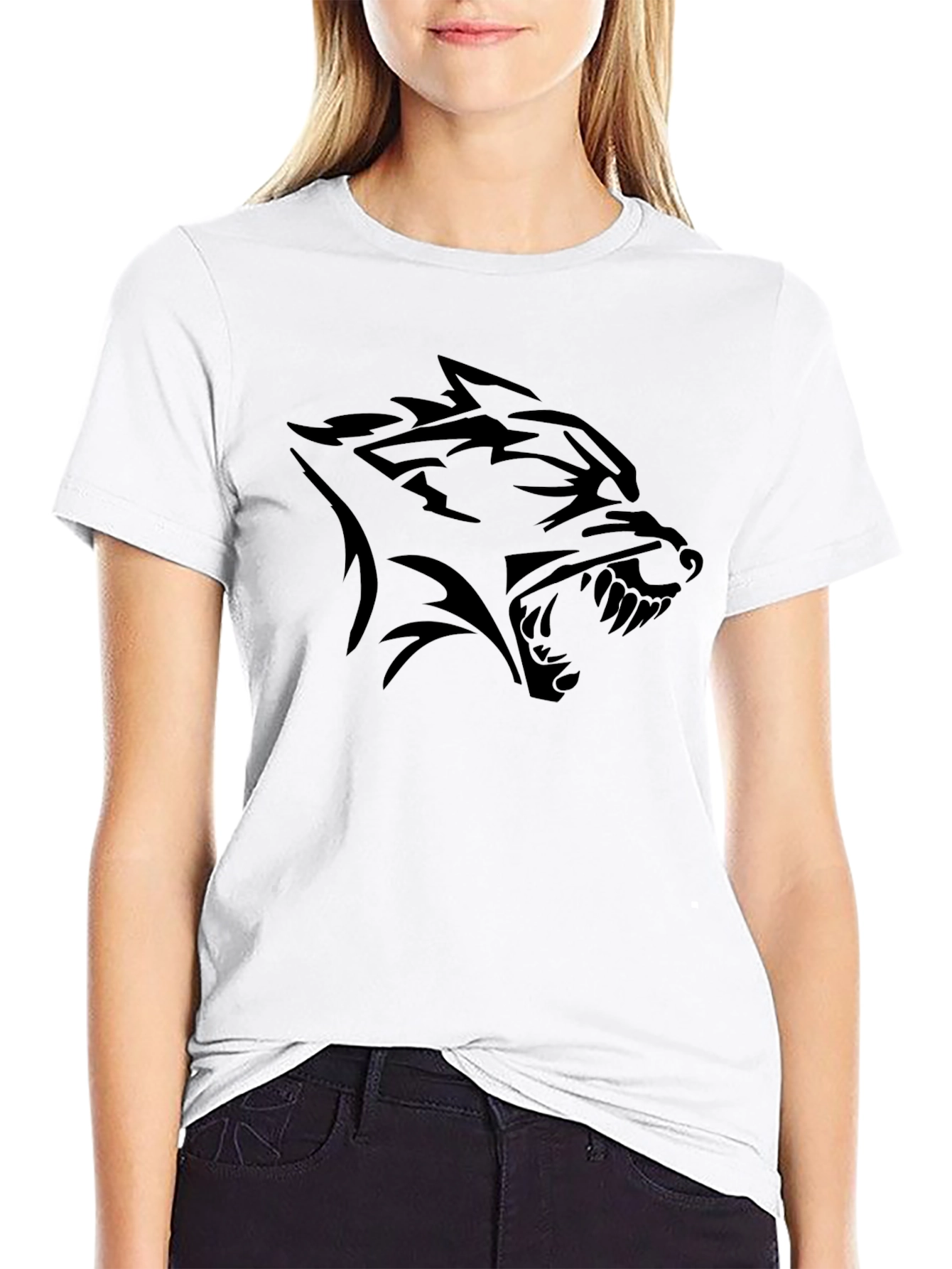 Black Wolf Graphic Tee - Bold Style
