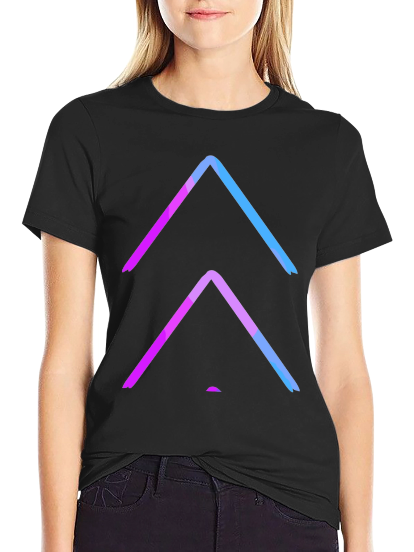 Gradient Arrow Graphic Tee - Black Cotton Blend