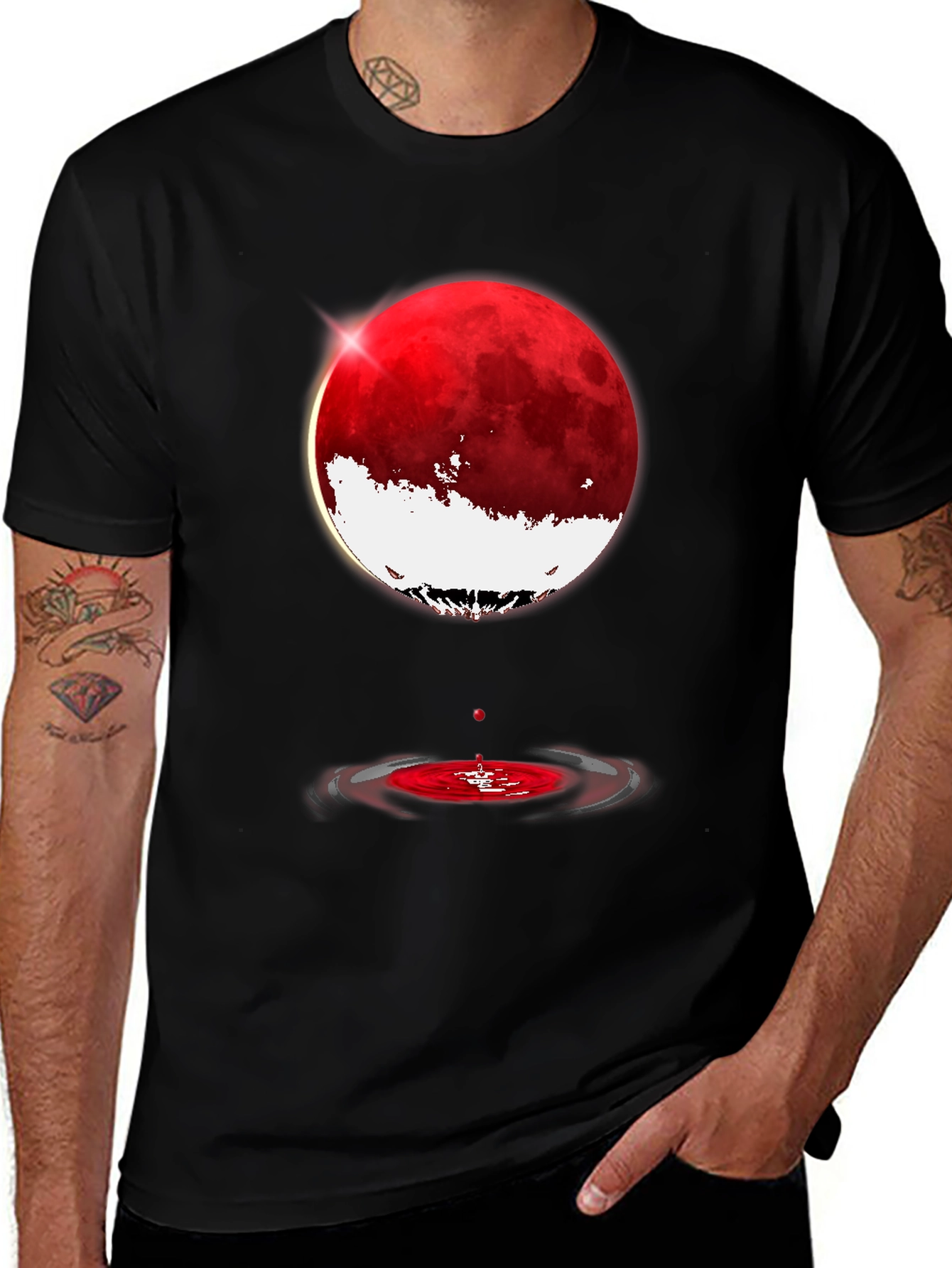 Blood Moon Ripple Graphic Tee - Stylish Black T-Shirt