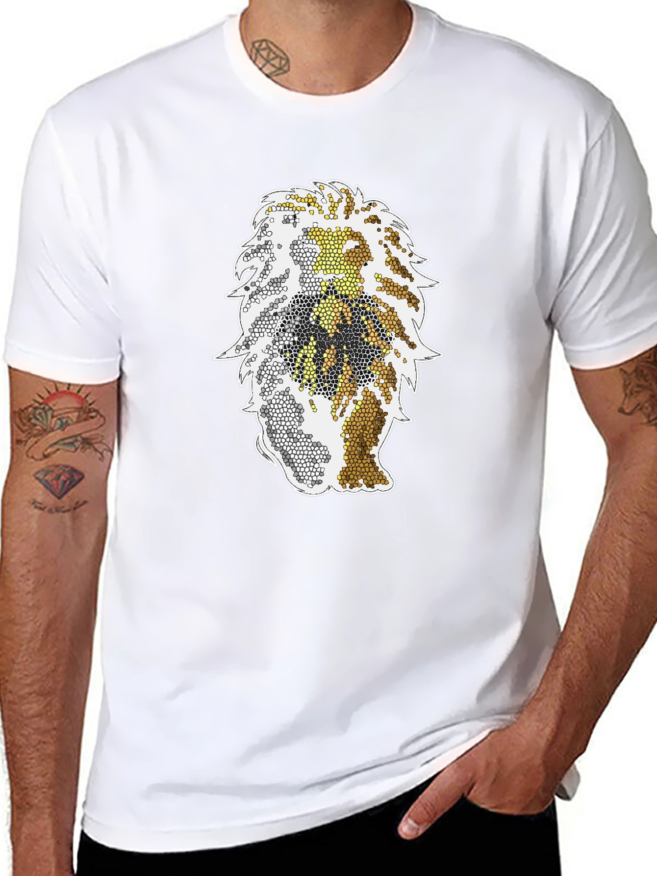 Mosaic Lion Graphic Tee - Stylish Black T-Shirt