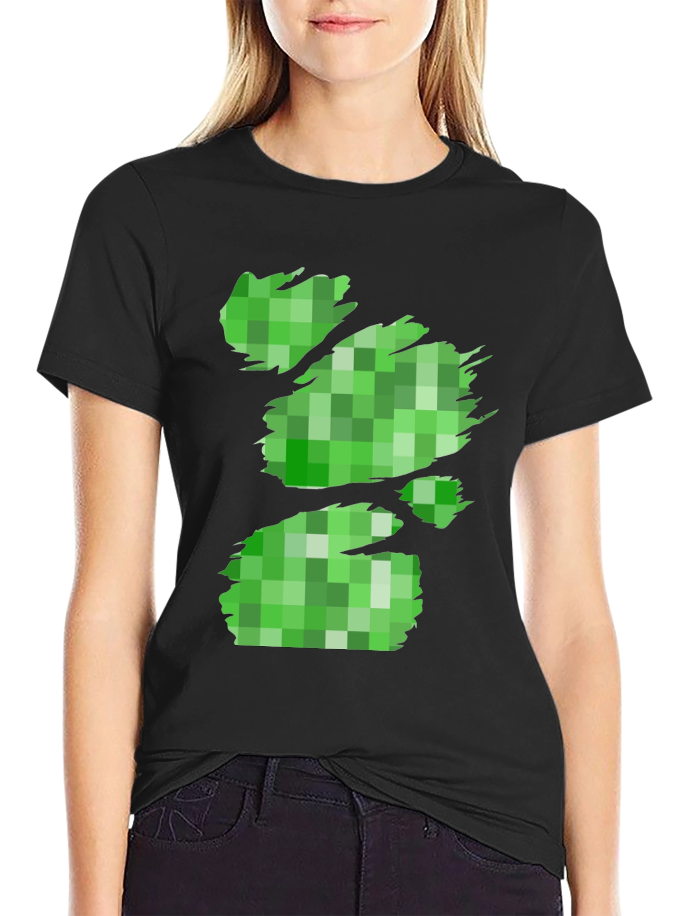 Minecraft Creeper T-Shirt - Distressed Pixelated Design