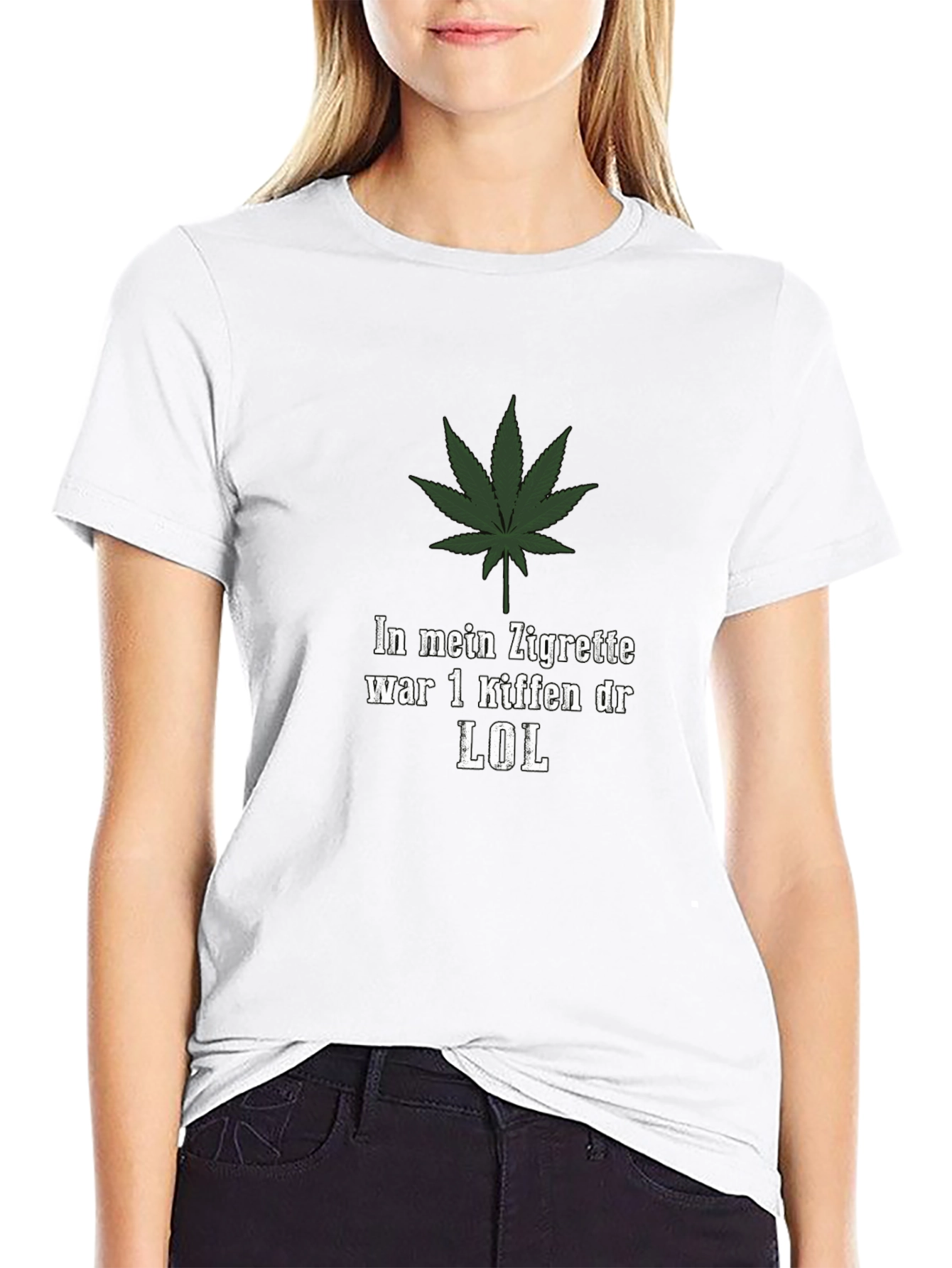 In mein Zigrette T-Shirt- Marijuana Leaf Graphic Tee