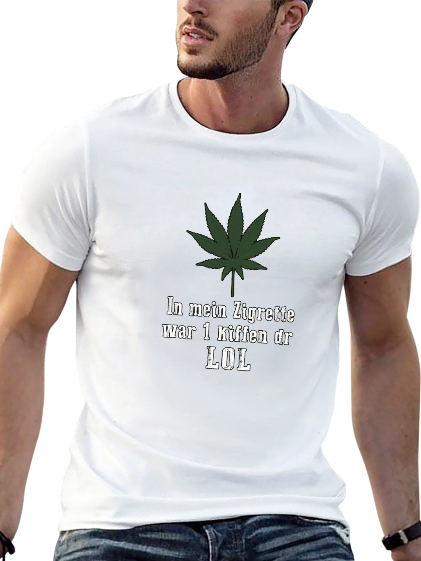 In mein Zigrette T-Shirt- Marijuana Leaf Graphic Tee
