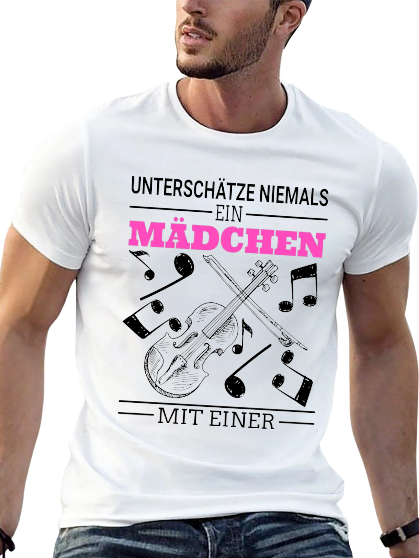 Unterschätze Niemals Ein Mädchen T-Shirt